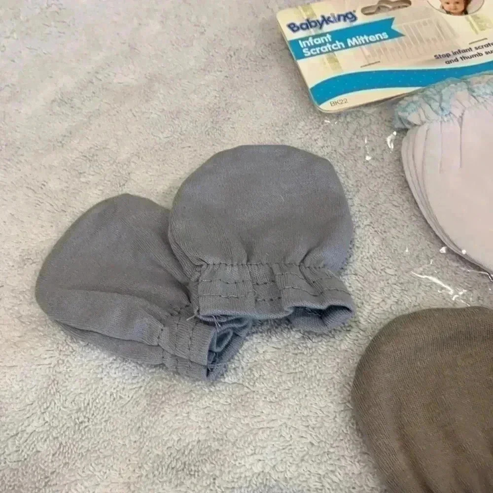 Scratching mittens - Picture 3 of 8